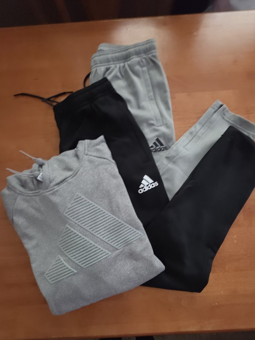 3 Piece Adidas Aeroready Tapered Pants And Hoodie. Pants Small/ Hoodie Med